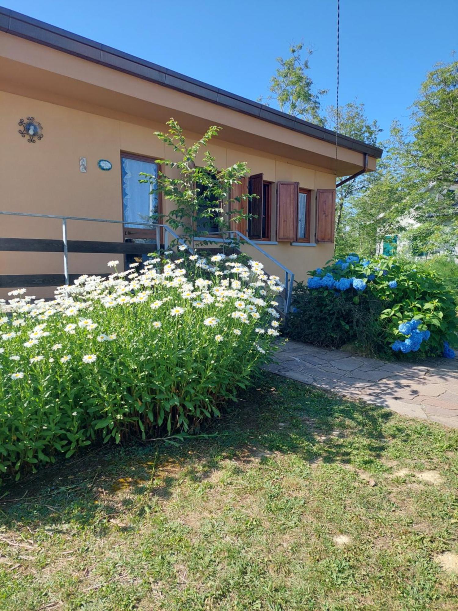 Chalet Grazia Valgiano Buitenkant foto